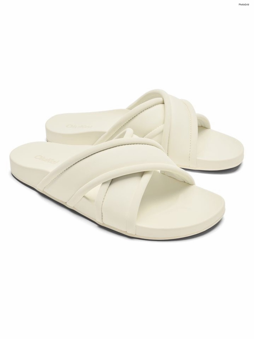 Olukai Ani Crisscrossed Slide Sandals in White Sand Women’s Size 9